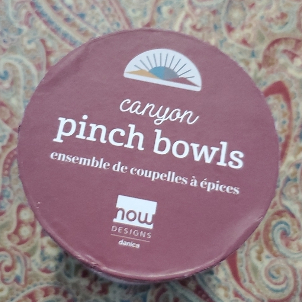 🍒 NIB CANYON PINCH BOWLS - Picture 2 of 8